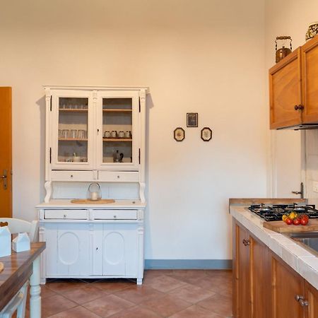 Il Pratone 12, Emma Villas Pomarance Exteriör bild